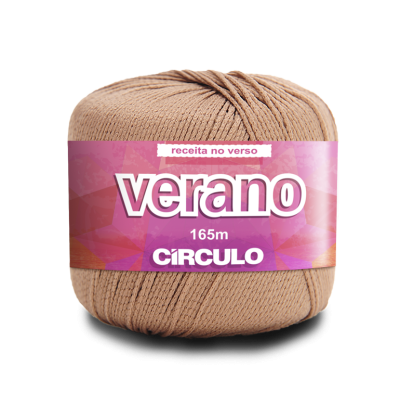 Rolo de fio bege claro com etiqueta rosa da marca Circulo