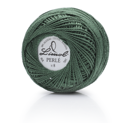 Novelo de linha de algodão verde escuro com etiqueta central branca