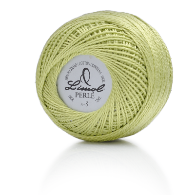 Novelo de linha Limol Perlé verde claro com etiqueta no centro