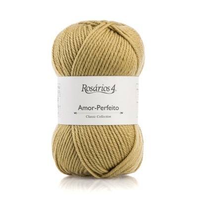 Novelo de lã bege claro com etiqueta branca Rosários 4 Amor-Perfeito Classic Collection