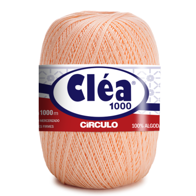 Novelo de linha rosa claro com rótulo Cléa 1000 100% algodão
