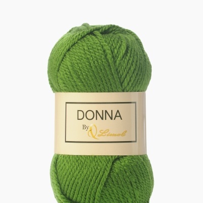 Novelo de lã verde com rótulo creme com texto DONNA By Liswell