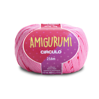 Novelo de fio rosa para amigurumi com rótulo da marca Círculo