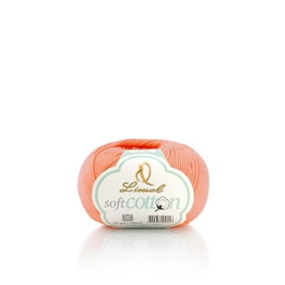 Novelo de fio de algodão cor pêssego com rótulo Lamelo soft cotton