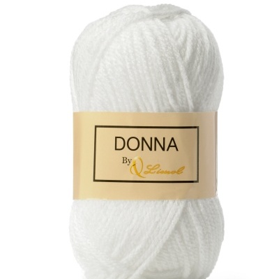 Novelo de lã branca com etiqueta DONNA By Q Lincol