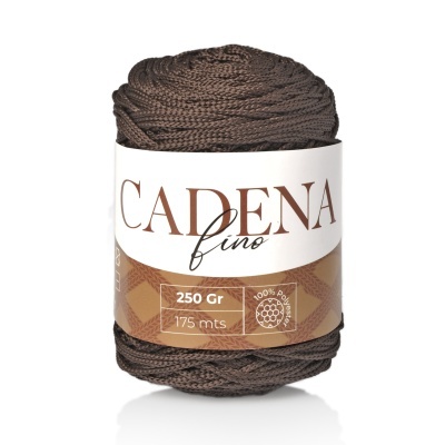 Rolo de fio castanho com etiqueta CADENA fino