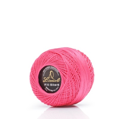 Rolo de linha de algodão rosa com etiqueta preta