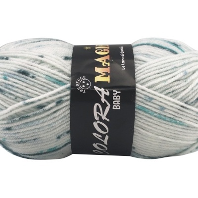 Novelo de lã para bebé branco com manchas cinzentas e verdes