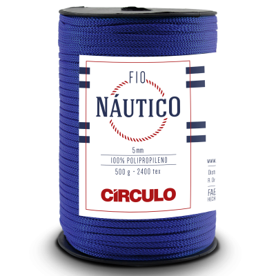 Rolo de fio náutico azul com etiqueta branca e texto azul e vermelho
