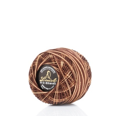 Rolo de linha de algodão metálico castanho e bege com etiqueta preta