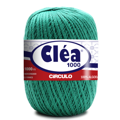 Novelo de linha Cléa 1000 verde da marca Círculo com etiqueta colorida