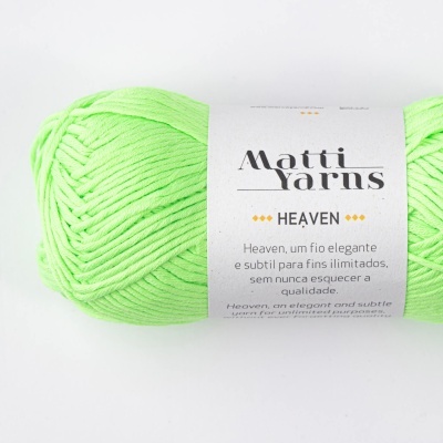 Novelo de fio de malha verde fluorescente Matti Yarns HEAVEN com rótulo branco
