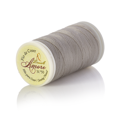 Carretel de linha de costura cinzenta Amore número 350