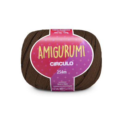 Rolo de fio de algodão castanho para amigurumi com etiqueta colorida