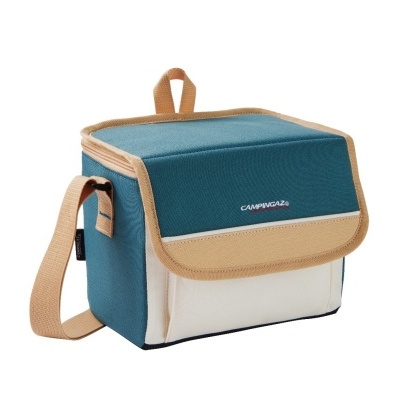 Bolsa térmica azul com alça bege e logo Campingaz