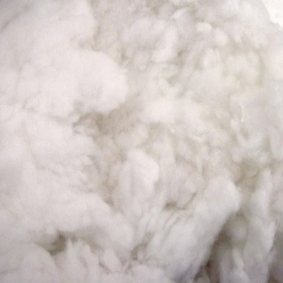 Algodão branco fofo com textura macia