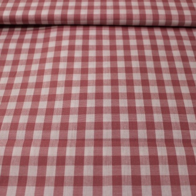 tecido xadrez vermelho e branco