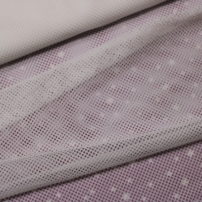Tecido de malha com padrão quadrado em tons de roxo e branco