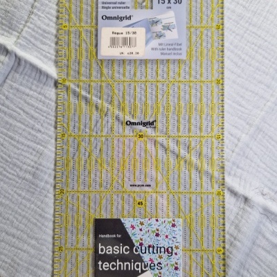 https://www.risquinhasebolinhas.com/product/regua-omnigrid-15x30-prym