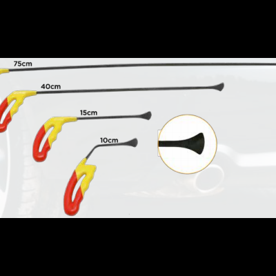 Conjunto de ferramentas com cabo amarelo e vermelho e haste preta em vários comprimentos