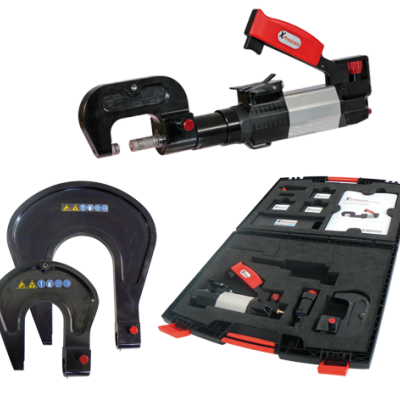 Conjunto de ferramentas hidráulicas de compressão com estojo e peças em preto, cinza e vermelho