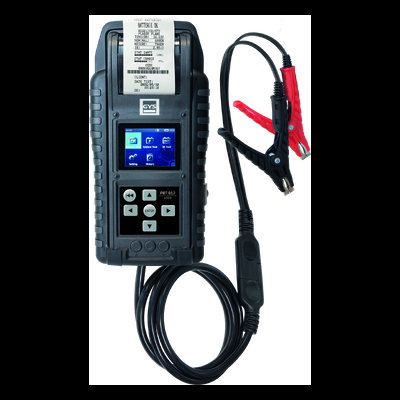 Aparelho eletrónico com ecrã e cabos com pinças vermelha e preta