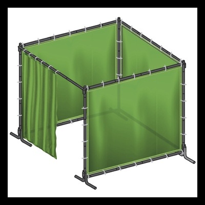 Estrutura metálica com três painéis verdes de tecido, formando uma cabine aberta numa das faces