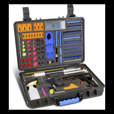 Estojo preto aberto com ferramentas coloridas organizadas em espuma