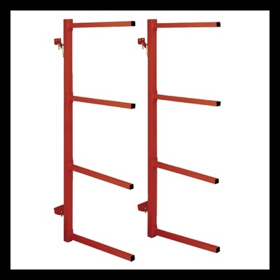 Estante vermelha de metal com três níveis