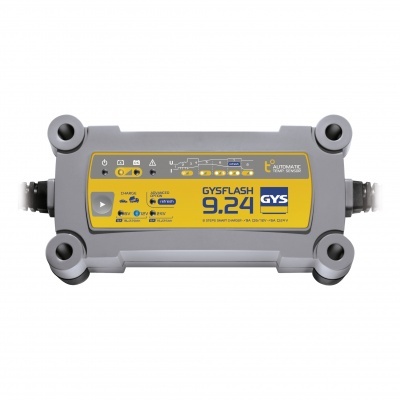 Carregador de baterias GYSFLASH 9.24 com painel amarelo e caixa cinzenta