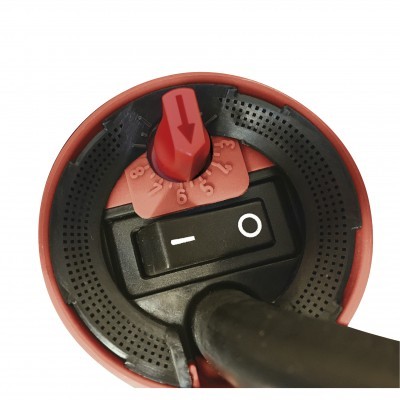 controle redondo preto e vermelho com interruptor on/off e seletor numérico