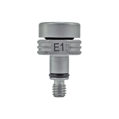 Pino metálico prateado com rosca e gravação E1