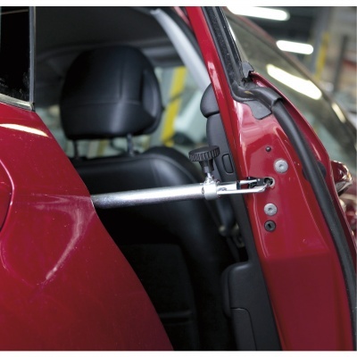 Trava metálica de porta de carro vermelho para segurança