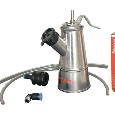 Conjunto de peças para manutenção hidráulica com recipiente metálico e frasco de óleo HLP 22