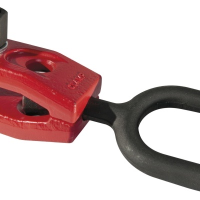 Ferramenta metálica vermelha com parafuso preto e argola oval preta