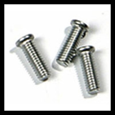Três parafusos metálicos prateados com rosca e cabeça com fenda