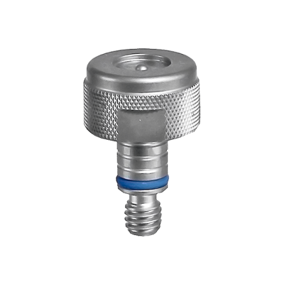 Conector metálico prateado com anel azul e rosca