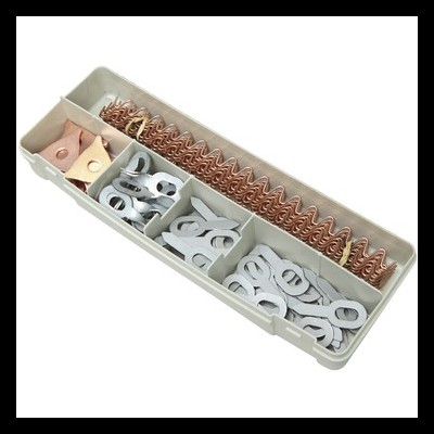 Caixa com terminais eléctricos de cobre e alumínio organizados