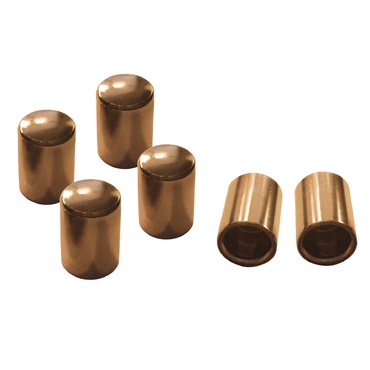 Cinco peças cilíndricas de metal dourado em fundo branco