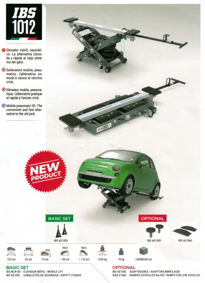 Elevador móvel pneumático IBS 1012 com carro verde suspenso e acessórios em fundo branco