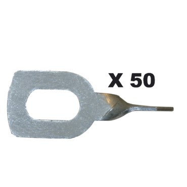 Peça metálica prateada com abertura oval e texto X 50