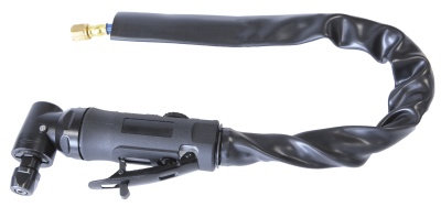 ferramenta pneumática preta com cabo revestido e conexão metálica dourada