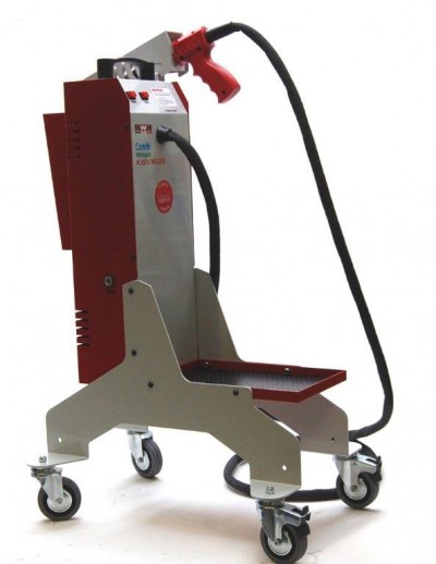 Máquina industrial móvel vermelha e cinzenta com rodas e cabo preto.