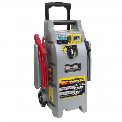 Equipamento portátil STARTpack TRUCK cinzento com cabos vermelhos e painel digital