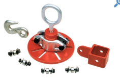 Conjunto de peças metálicas vermelhas e prateadas dispostas sobre fundo branco