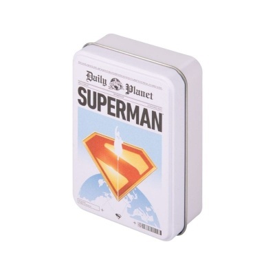 Estojo metálico branco com design do jornal Daily Planet e logótipo de Superman