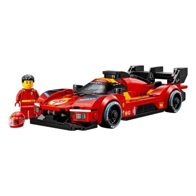 Conjunto LEGO de carro de corrida Ferrari vermelho com piloto e capacete.