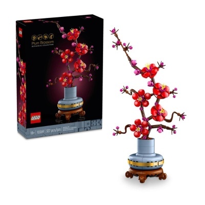 Conjunto LEGO Plum Blossom da coleção Botanical com flor de ameixeira construída e caixa preta