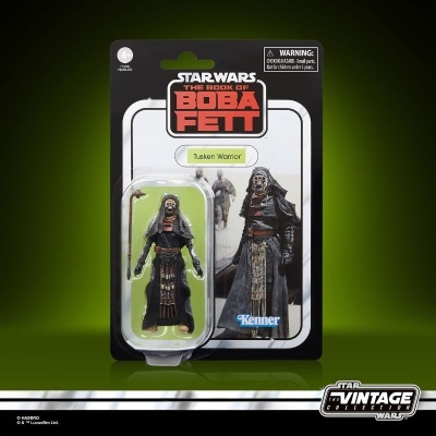 Figura de ação Tusken Warrior Star Wars The Book of Boba Fett em blister na embalagem