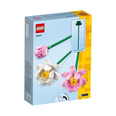 Caixa de LEGO com flores rosa e branco feitas com blocos e hastes verdes
